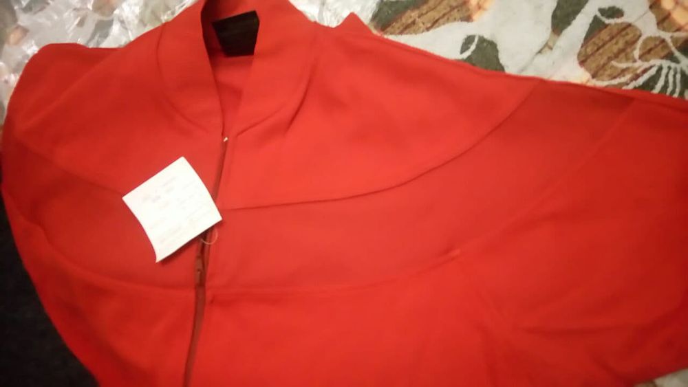 Спортивные костюмы красного трикотажа