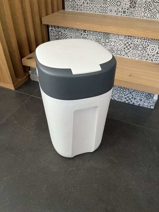 Кош за памперси Tommee tippee