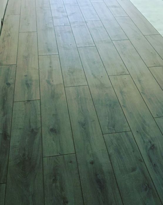 Укладка ламината и линолеум