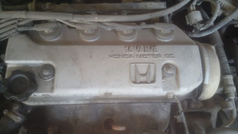 Продам машину  Honda continues