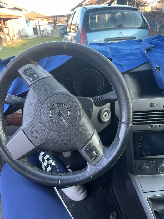 Opel astra 1.6 бензин