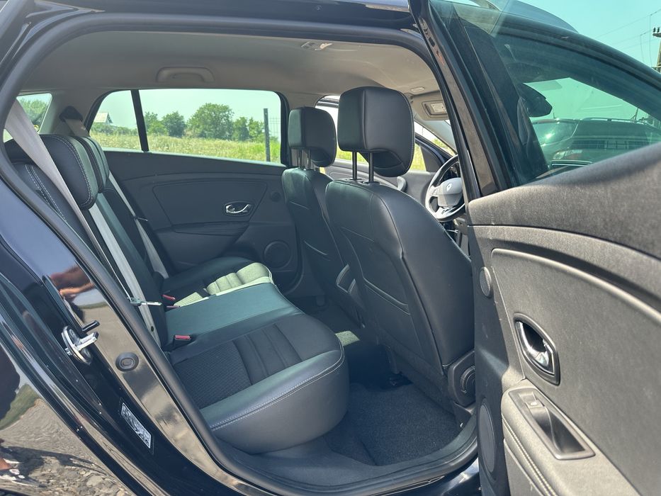 RENAULT MEGANE BOSSE, Rate, Garantie , Navigatie, Piele