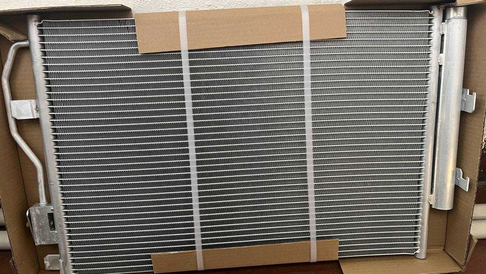 Радиатор кондиционера на Mazda