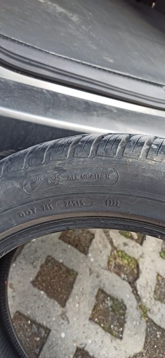 Гуми Petlas 235/45/17 цената е за бр.