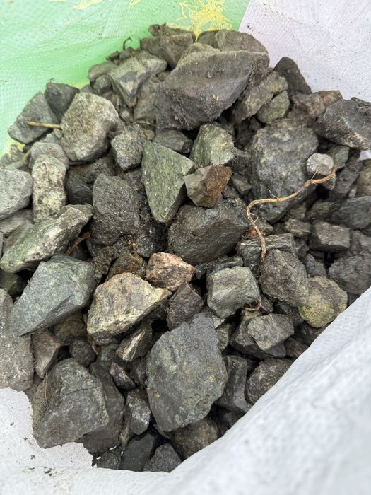 Щебень в мешках 400тг мешок