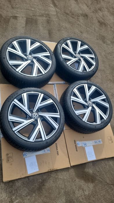 Jante VW GOLF 8 Bergamo R18