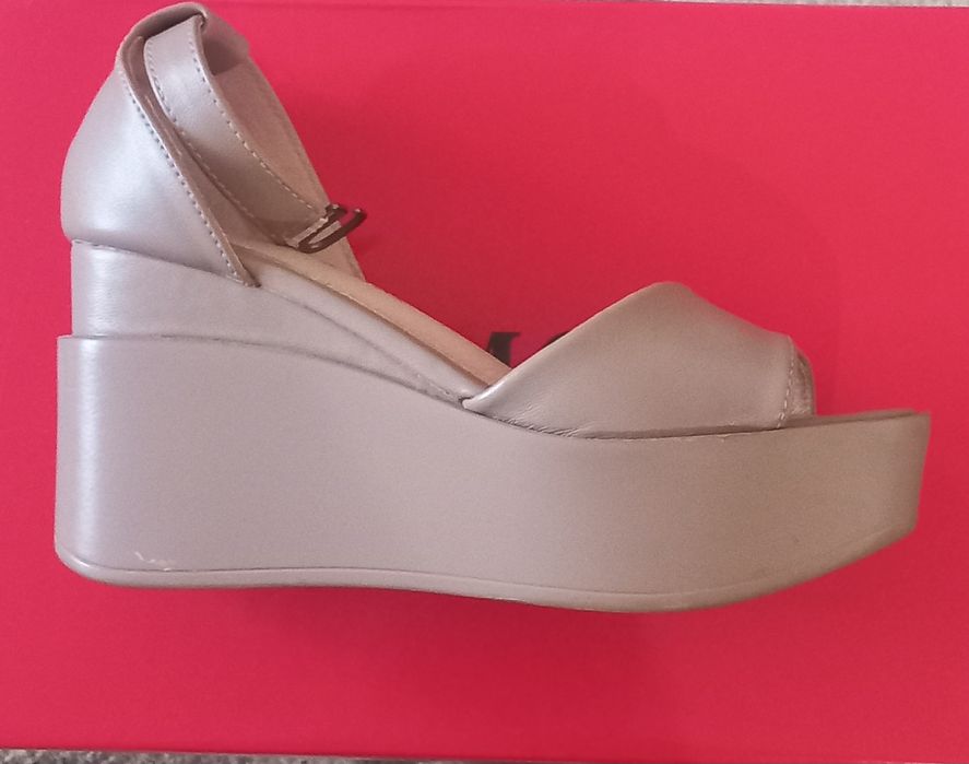 Танкетка на платформе