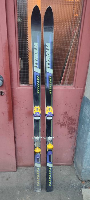 schiuri second hand de vanzare