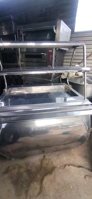 Сок аппарат 3.0000 халодне стол 600$