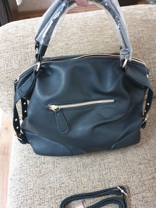 Продам женскую сумку