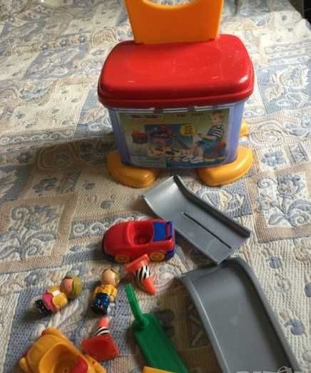 Тренировъчен център Пес Патрул с фигурки/fisher price /Столче-писта/