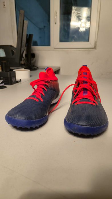 Детски обувки за футбол, марка Кипста