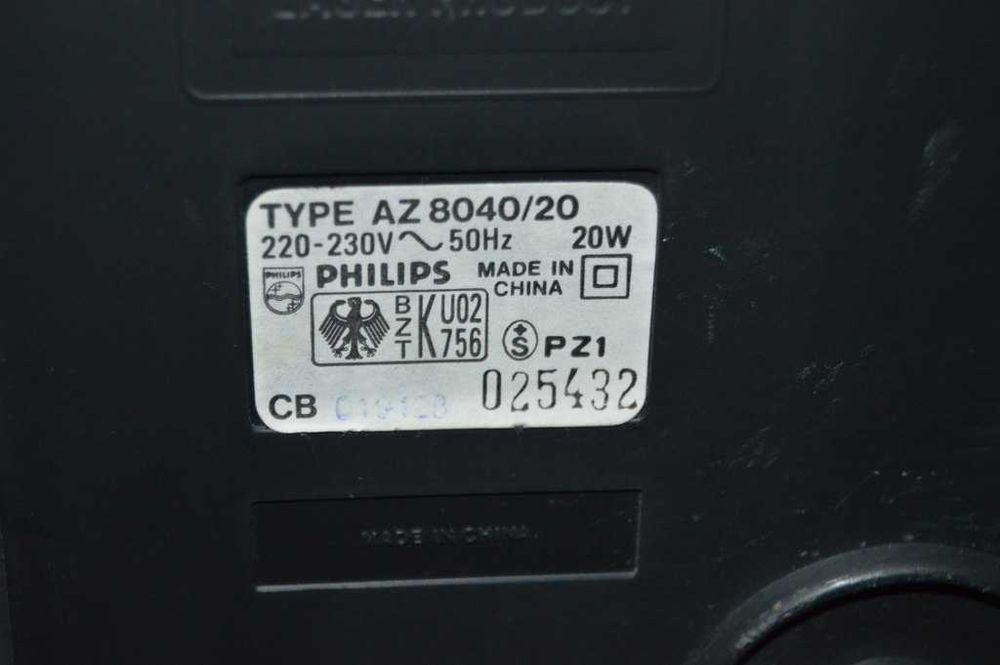 Radiocasetofon cu CD Philips AZ8040 - citeste