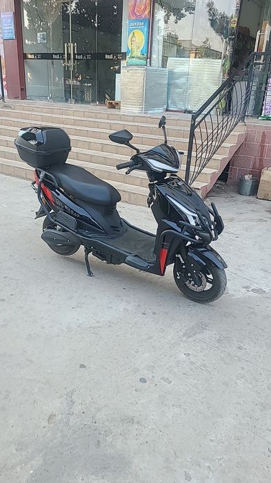 Електро скутер сотилади