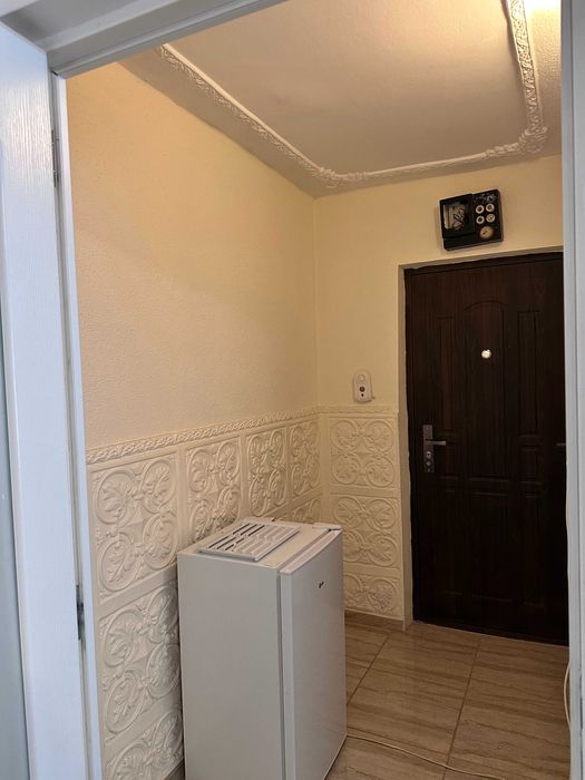 Închiriez garsonieră decomandată, zonă Biserica Sf. Ilie, liberă imediat