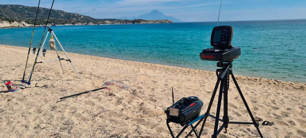 Нов с гаранция Сонар за лодка за захранка LUCKY FF918 CWL