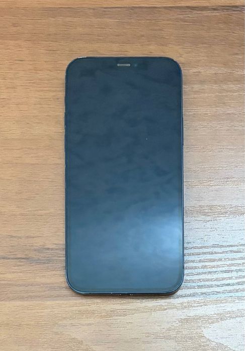 Iphone 12, 74 емкость