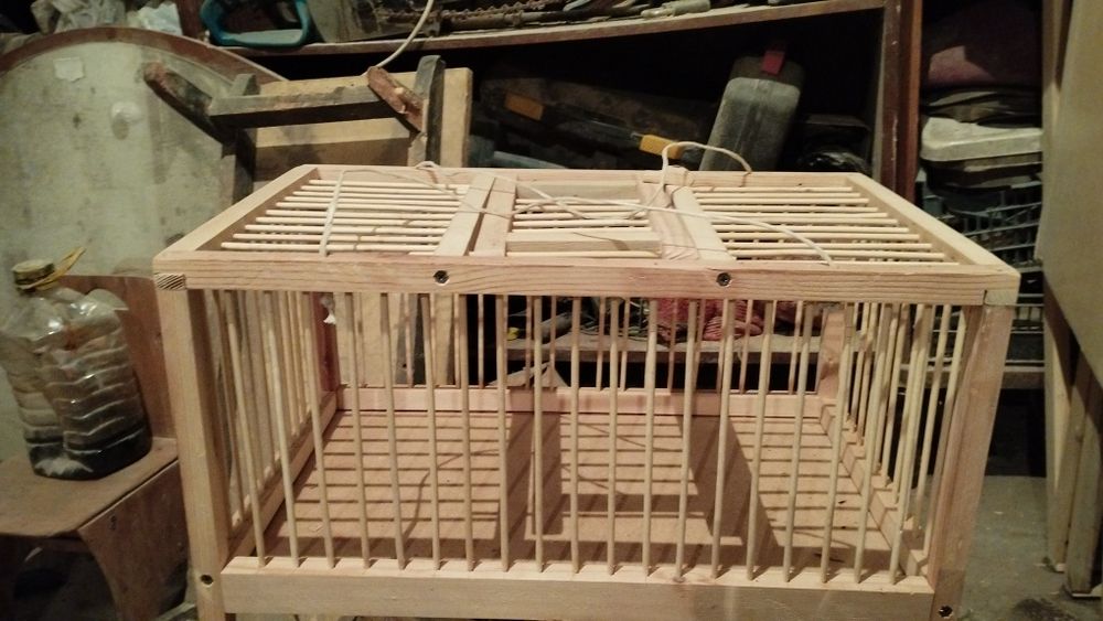 Продам клетки для птиц