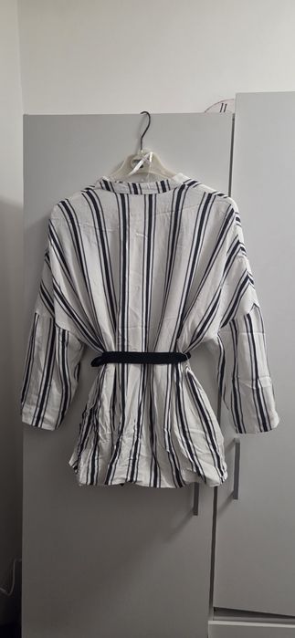 Sacou pentru femei H&m din vascoza 100%,stare foarte buna