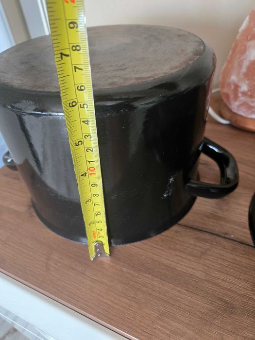 Чугунени тенджери 2бр.