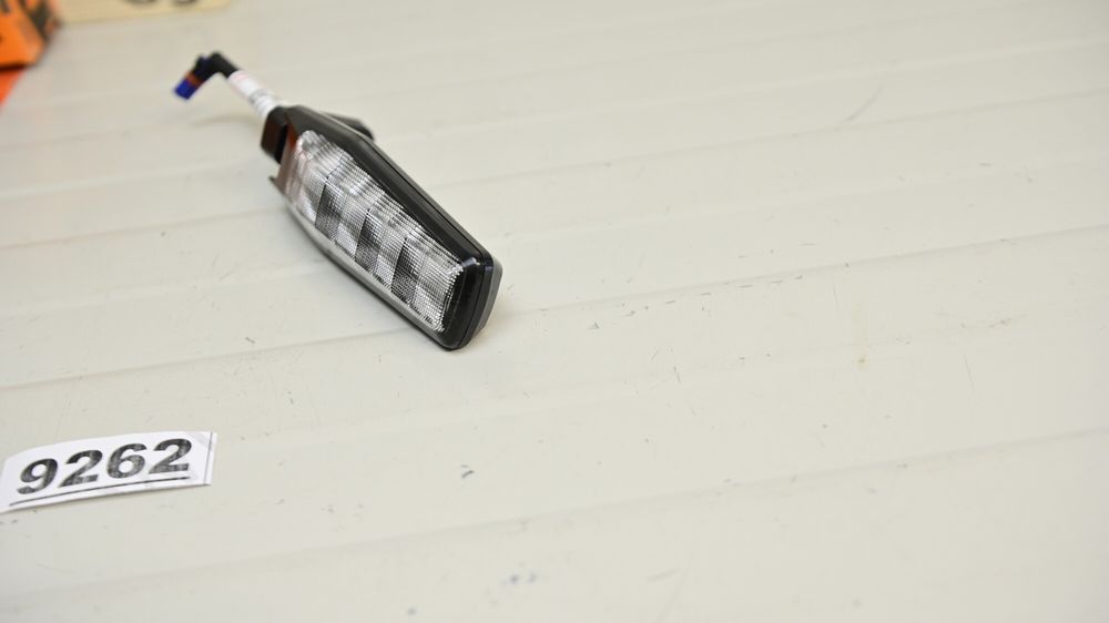 KTM 1390 Super Duke R EVO 2024 Semnalizare fata dreapta / spate stanga