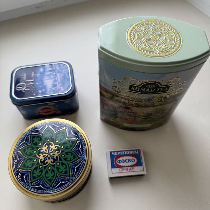Продам жестяные банки, контейнеры
