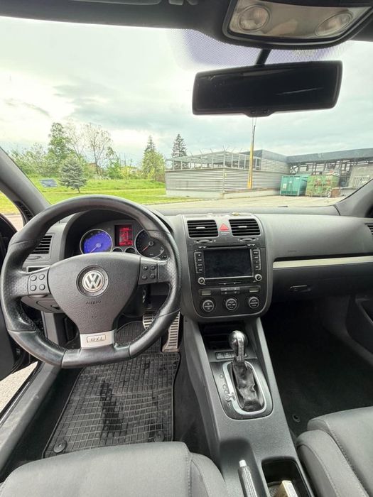 Volkswagen Golf 5 Цената ТЪРПИ КОМЕНТАР