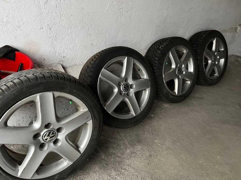 Джанти с гуми,гумите са дот 24