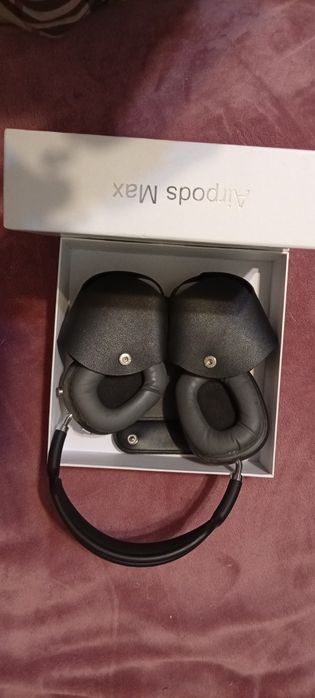 Наушники Airpods max
