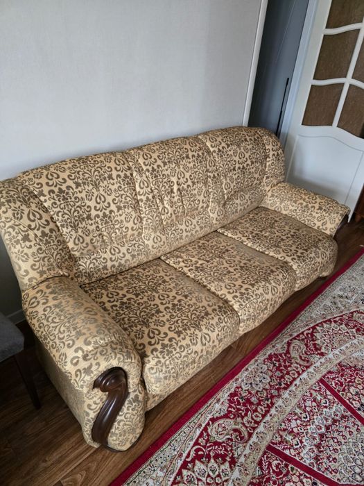 Диван и кресло в отличном состоянии