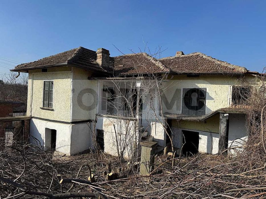 Продава се Къща в с. Юпер, Област Разград - 110 кв.м за 137 €/кв.м - Снимка #2