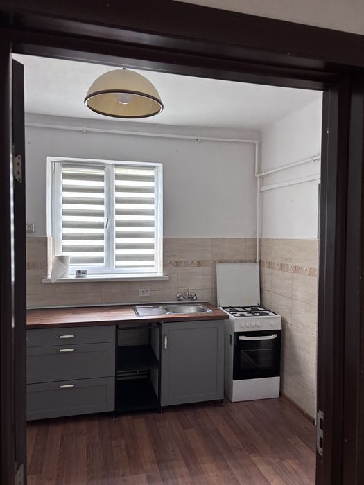 Apartament 43mp- 1 camera la casa