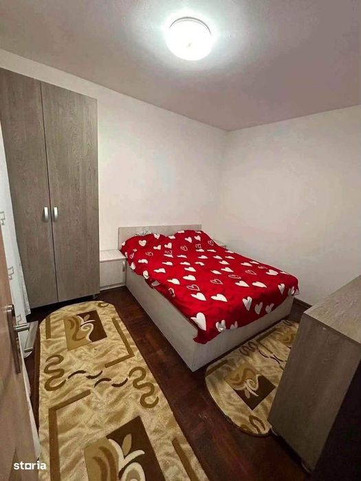De inchiriat apartament cu 2 camerre, etaj 3, balcon,mobilat si utilat