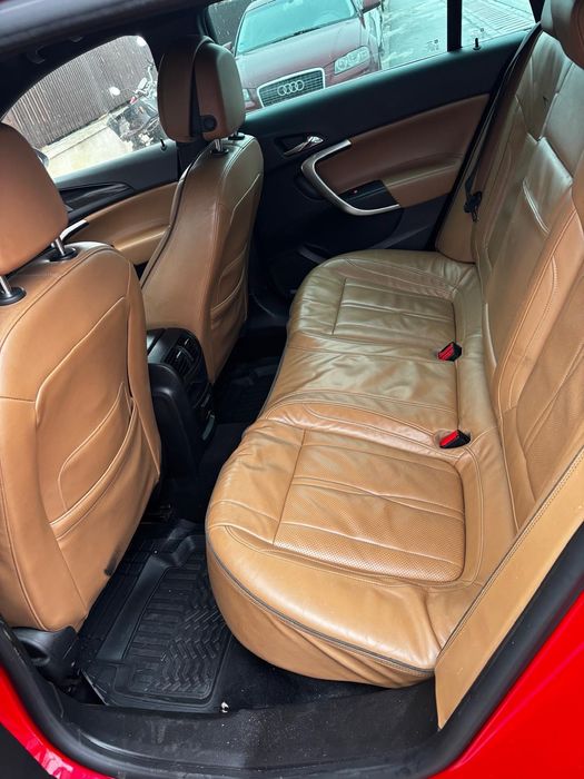 Opel insignia 4×4 biturbo 2.00 CDTI