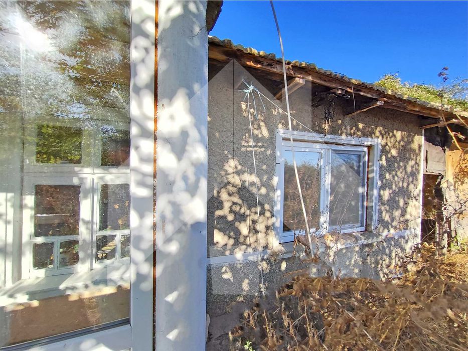 Продава се Къща в Нови пазар - 102 кв.м за 80 €/кв.м - Снимка #4