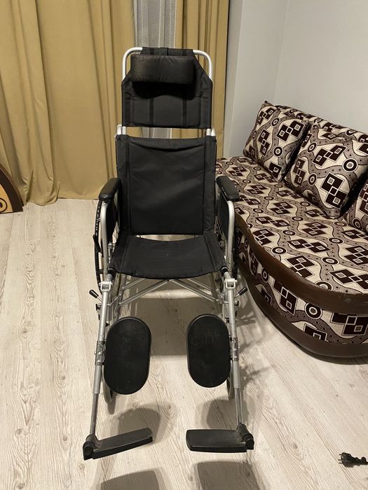 Продам инвалидную коляску