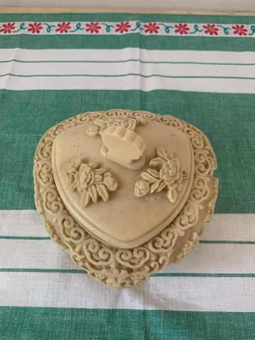 Set dou vaza cu caseta si capac