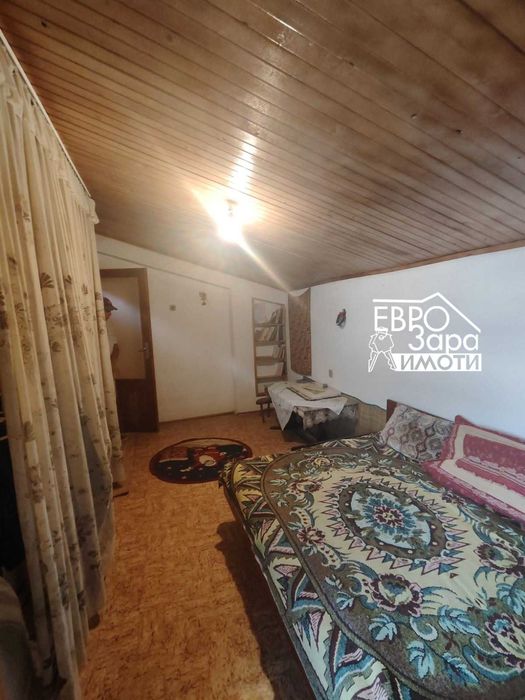 Масивна, обзаведена къща за продажба в с.Дълбоки