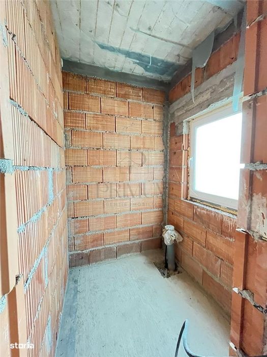 Dumbravita - Duplex - 5 Camere - 3 Bai - Pret la cheie - Posibilitate