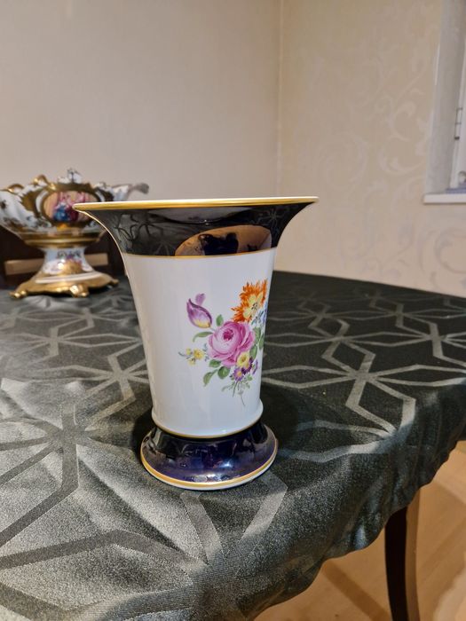 Прекрасна антикварна колекционерска порцеланова ваза Meissen