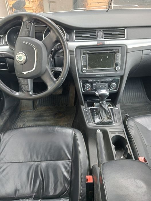 Dezmembrez Skoda superb 2 an 2010 motor 1.8 benzina