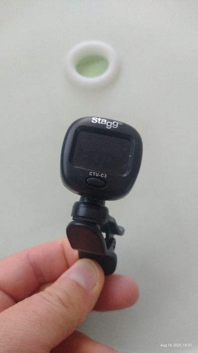 Тунер за китара  STAGG CTU-C3