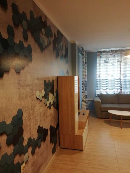 Дава се под наем Двустаен апартамент в Бургас, Зорница - 60 кв.м за 280.5 € - Снимка #3