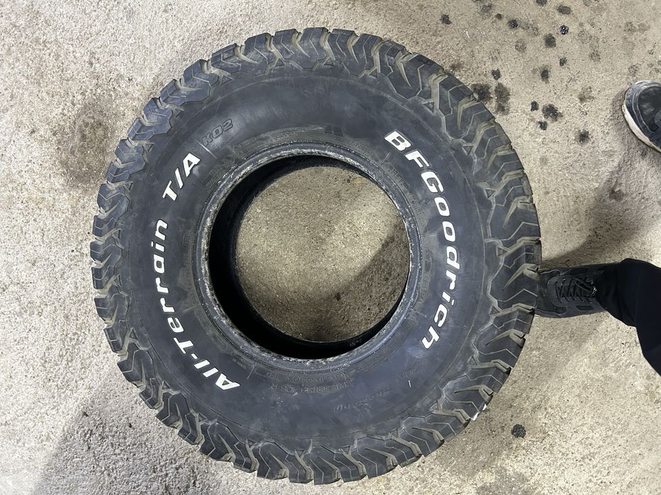 Балон бу 33х12 50R 15LT.   108R