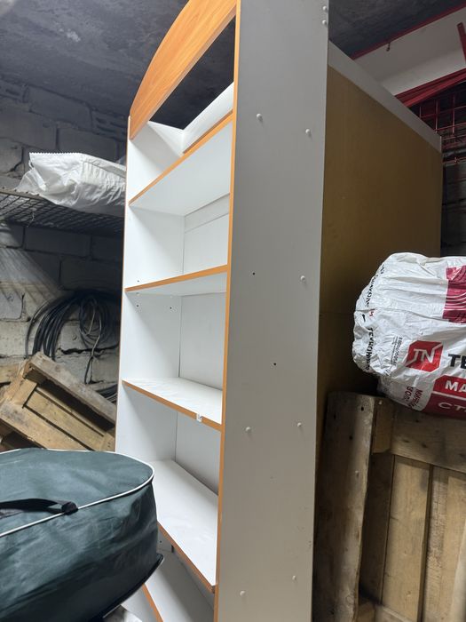 стеллажи для магазина