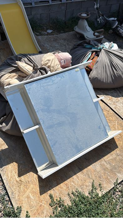 Зеркало со шкафом плюс пенал