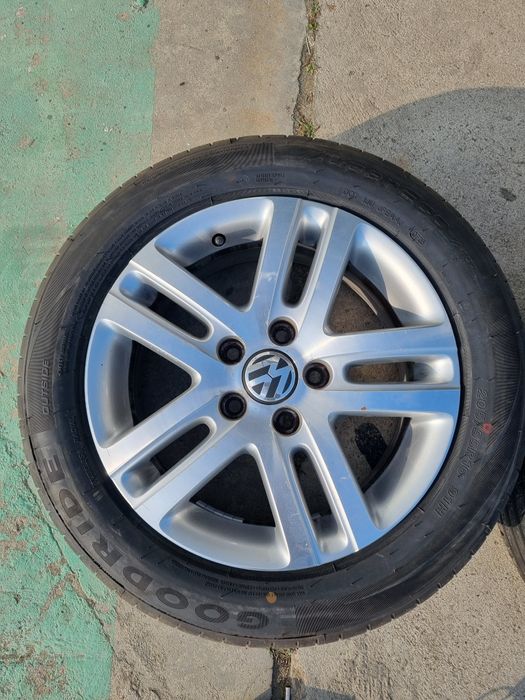 Гуми с джанти 205/55/16 цола