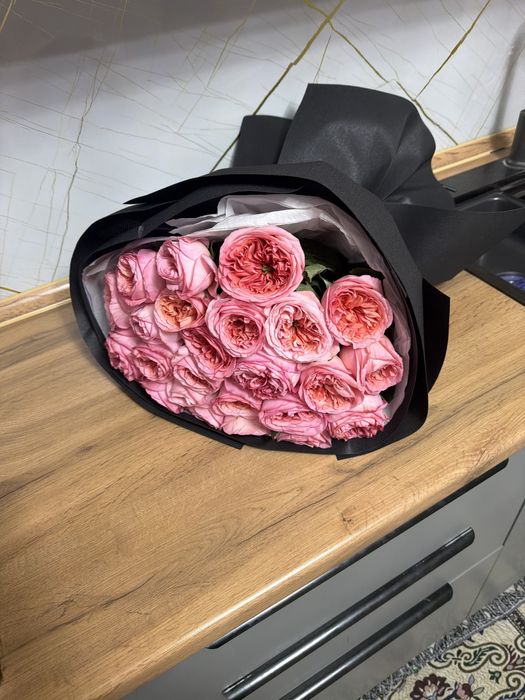 Срочна гүл солмаған азанда келген онша емес жігіттен