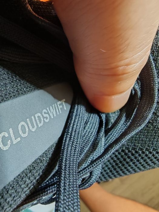Adidași On cloud swift4 runner cu speedboard.