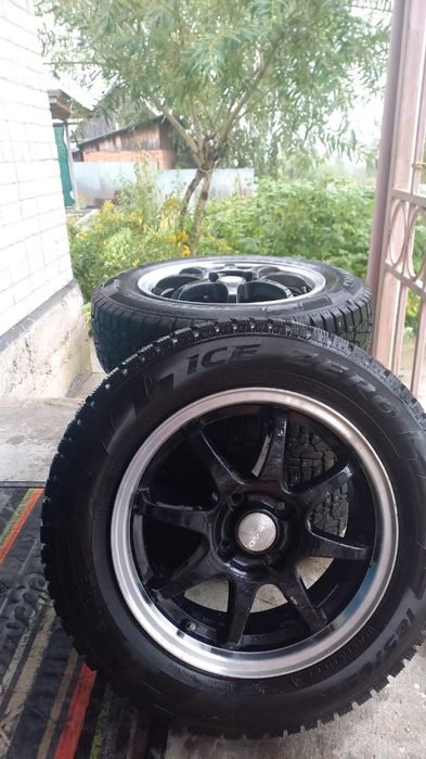 Комплект дисков с зимней резиной